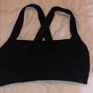 Black lululemon sports bra